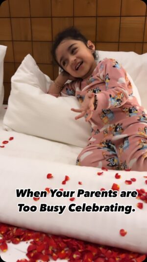 Srinish Aravind Instagram - 😂 it’s our 5th wedding anniversary and Nila is already done with Us 😝😜 
Nila : “what’s happening here guys?” 

we have a whole reel coming up but I had to share this moment because we laughed so much hearing her say this 😂 
.
.
Loc @the.valle.munnar