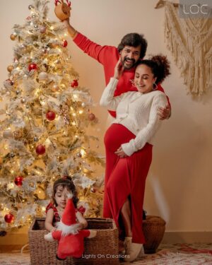 Srinish Aravind Instagram - A little More Sparkle ✨ A little Less Stress 🥰

🦌
☃️

Click @jiksonphotography @lightsoncreations