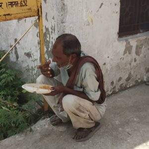 Srinivas Avasarala Instagram - And things at the ashram continue. Thank you all. 
https://milaap.org/fundraisers/support-anant-aatm-bodh-jagriti-trust?utm_source=shorturl

https://www.gofundme.com/f/anant-aatm-bodh-jagriti-trust-for-covid-relief?utm_source=whatsapp-visit&utm_medium=chat&utm_campaign=p_cp share-sheet