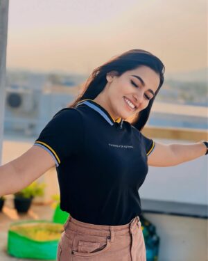Sriya Surendran Instagram - Unapologetically me, fueled by self-love ❤️!!!
.
.
.
#viral #trending #happy #love #happiness #selflove #goodness #home #fashion #style #trendingnow #styling #foryou #ootd #like