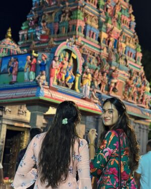 Sriya Surendran Instagram - Really, the only thing that makes sense is to strive for greater collective enlightenment.🤍✨.
Pc : @rj_mithunn 😇
.
.
#viral #trending #happiness #goodvibes #god #temple #chennai #murugankovil #traditional #tamil #malayalam #godfirst #worship #purity #goodness #foryou #bestfriends #sister #evening