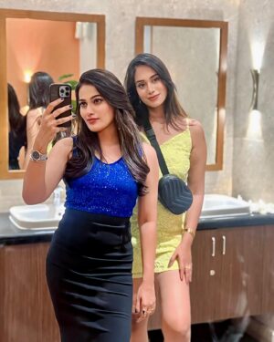 Sriya Surendran Instagram - They call it a smile; I call it a revolution✨🧚‍♂️.
.
.
.
#viral #trendingnow #ootd #banglore #newyear #funtimes #actors #party #happiness #smile ##goodvibes #foyou #groomed #friends #instadaily #fortnite #instamood #love
