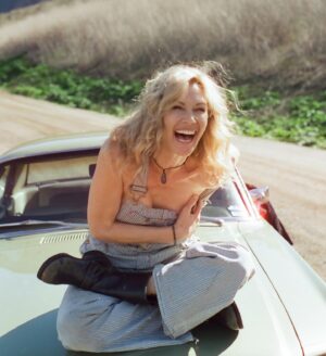 Stacy Haiduk Instagram - Happy June 🦋 Love & Light! Xoxo❤️❤️❤️