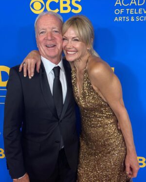 Stacy Haiduk Instagram - 49th Daytime Emmy’s!!!! 🤗❤️❤️👑

#nbcdays #49thdaytimeemmys #vintagevalentino 
#kencorday #redcarpet