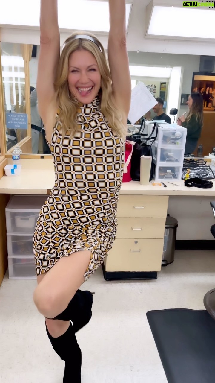 Stacy Haiduk - 2.1K Likes - Feeling Groovy in the makeup/Hair Room at Day’s!!!!!😎🤘❤️
With @eliacantu on the camera! #dayspeacock #groovy #bobfosse