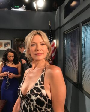 Stacy Haiduk Instagram - #StacyHaiduk #ArdellBeauty on Instagram #DaysofOurLives #thankyouArdelllashes #LoveArdelllashes  #Ardell301  #ArdellIndividualsshortmedium#ArdellTrio#makeupbyme