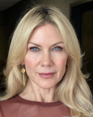 Stacy Haiduk Instagram - #StacyHaiduk #ArdellBeauty on Instagram #DaysofOurLives #thankyouArdelllashes #LoveArdelllashes  #Ardell301  #ArdellIndividualsshortmedium#ArdellTrio#makeupbyme