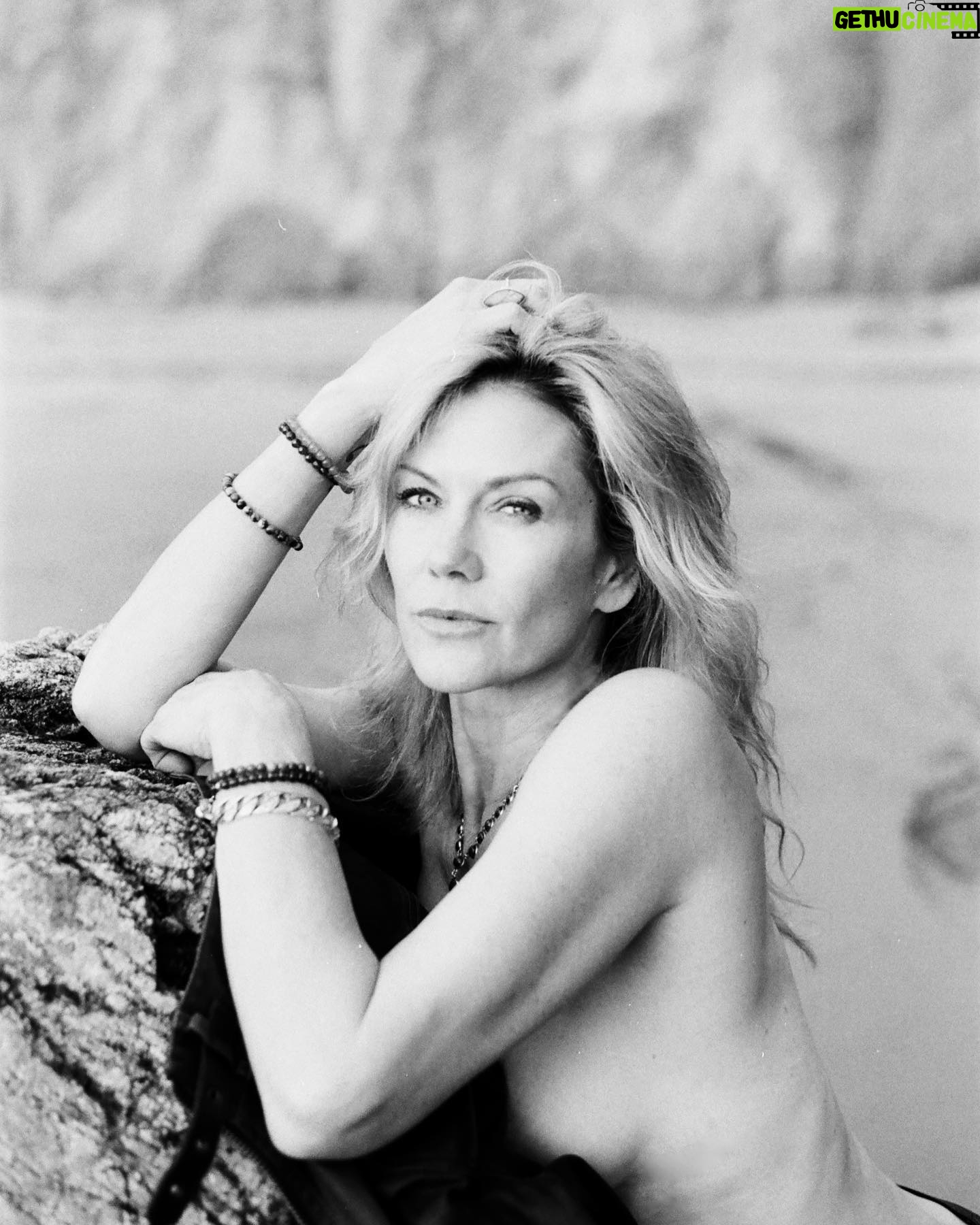 Stacy Haiduk - 1.9K Likes - The woman who follows the crowd usually goes no further than the crowd . The woman who walks alone is likely to find herself in places no one has ever been before. -Albert Einstein
Love & Light! Xoxo🥰👑❤️