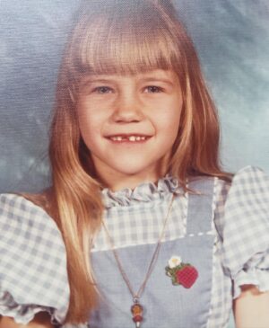 Stacy Haiduk Instagram - To my 6 year old self! Happy F**king Birthday! You’ve come a long way! Keep looking for the magic! Thank you everyone for your Beautiful Birthday messages! Truly Grateful to you all! Love & Light!🥰❤️💥👑🥂🤘💪🎂😊🥂❤️