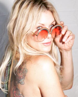 Stacy Haiduk Instagram - Look at the world through rainbow colored glasses!!! Groovy!!!!! 🌈 🤗👍❤️🌈 Love&Light!!!!❤️🤘
