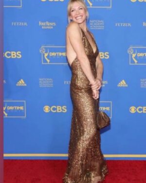 Stacy Haiduk Instagram - 49th Daytime Emmy’s!!!! 🤗❤️❤️👑

#nbcdays #49thdaytimeemmys #vintagevalentino 
#kencorday #redcarpet