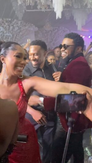 Stan Nze Instagram - Weddings- one of my favorite places to be 😍#CrazyAboutUs24 #LoveUnitesUs24 was 🔥🔥🔥🔥🔥

Congratulations to my people @sharonooja and her Odogwu Silencer Ugo. This union is forever. May God’s grace and strength be sufficient for you every single day 🙏🏾
