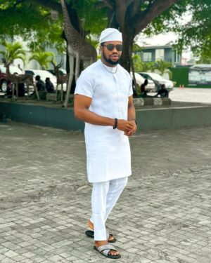Stan Nze Instagram - Let your light shine💡

Outfit by @amdiddyy 
Slippers by @aragonsignature 

#MaziNze #Ngozichierika #Light
