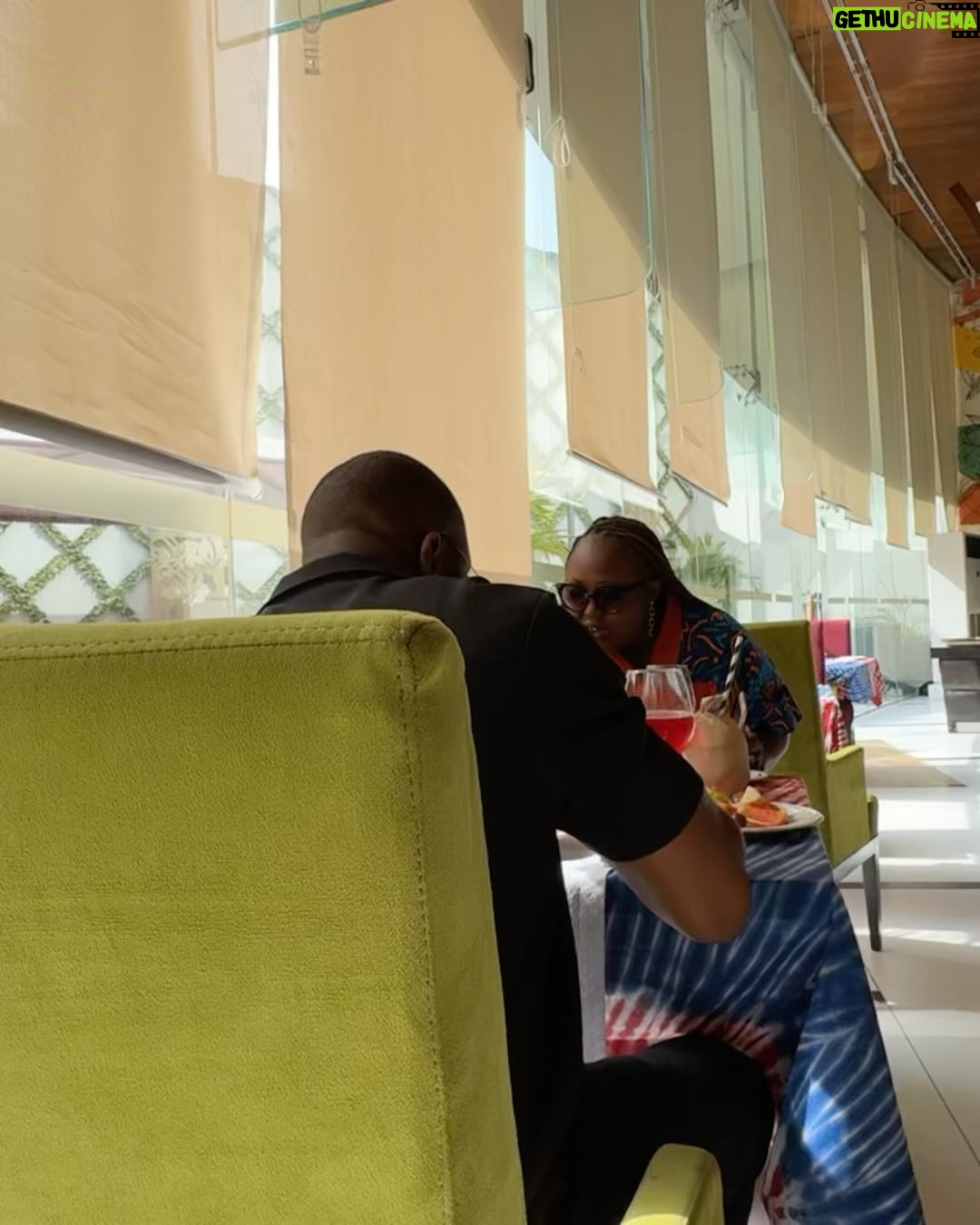 Stan Nze - 105.8K Likes - This year, we no go gree for anybody o 🤩
@thelagoscontinental Experience the Continental
#experiencethecontinental #lagoscontinental #lagos #lagoshotels #restaurantsinlagos #luxuryinLagos #hotels #lagoshotels