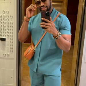 Stan Nze Instagram - ÁFÀMÉFÙNÀ 🤓 The joy in my heart ❤️ 

Some more sights and sounds from the streets of Kuala Lumpur 💐

Outfit by @amdiddyy 
Slippers by @bants_foots 

#Afamefuna #BestActor #Ngozichierika #Grace