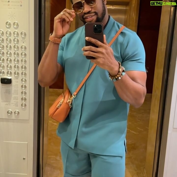 Stan Nze - 117.9K Likes - ÁFÀMÉFÙNÀ 🤓 The joy in my heart ❤️
Some more sights and sounds from the streets of Kuala Lumpur 💐
Outfit by @amdiddyy
Slippers by @bants_foots
#Afamefuna #BestActor #Ngozichierika #Grace