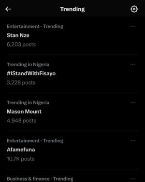 Stan Nze Instagram - 1.4M Million Nzerians 🕺🏾🕺🏾🕺🏾🕺🏾🕺🏾 Thank you for loving me the way you do. 

This month, we go chop this life without restriction o🤩

ÁFÀMÉFÙNÀ is still trending and y’all made it happen 🤗
.
.
Ps: About the last slide, who eliminated Paulo? 🥹

#Afamefuna #MaziNze #HappyNewMonth
