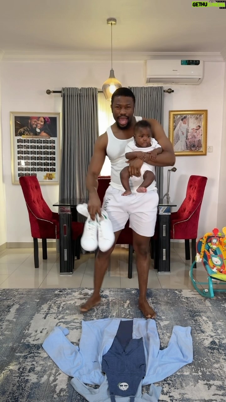 Stan Nze - 83K Likes - Mazi and Jay Bobo’s first attempt at a transition 🤣😂😂🤣😂 Who wore it better? 🤔
Spot our customized shoes by @druth36 🤗😍