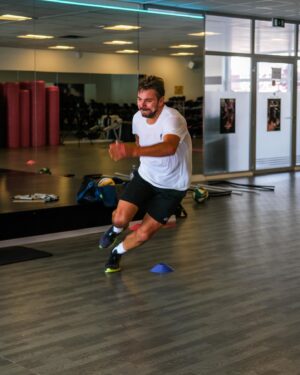Stanislas Wawrinka Instagram - Good week of work with Mr Paganini 💪🏻😅
Passion is energy 🙏🏻❤️‍🔥
#hardwork #trusttheprocess #passion #enjoy 
📸 @laidliazidphotography