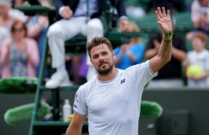 Stanislas Wawrinka Instagram - Good start @wimbledon 🟢💪🏻🌱🎾🇬🇧🍓⛅️
Let’s keep pushing 👴🏻😅🙏🏻💚
#hardwork #wimbledon #keeppushing #trusttheprocess #passion