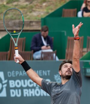 Stanislas Wawrinka Instagram - When you feel like quitting , think about why you started 🤔❤️🎾🫶🏻🙏🏻 #passion #loveofthegame #trusttheprocess #hardwork 
📸 @1oeilaverty