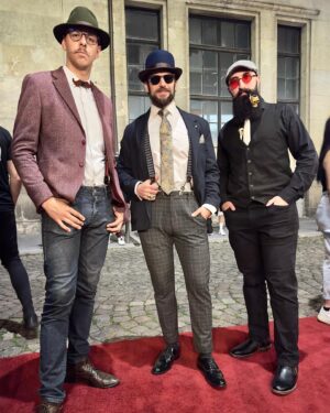 Stanislav Yanevski Instagram - When travelling in time is made possible. Thank you @elephantbookstoresofia @captainfawcett for making this evening one to remember! 
I met some really cool people today. Happy days! 

#vintage #style #retro #instagood #picoftheday