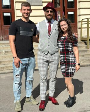 Stanislav Yanevski Instagram - Today was a very motivational day. I took part in a lecture and hope to have inspired the students as much as they inspired me. 

#happy #friday #style #fashion #feelgood #motivation #instagood #picoftheday 

@hattonist @burdeastefan