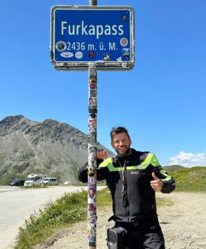 Stanislav Yanevski Instagram - Hello from Furka Pass Switzerland 🇨🇭 #furkapass #switzerland #motorcycle #adventure #picoftheday