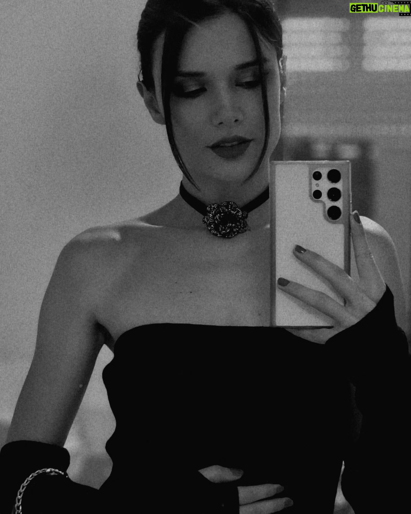 Starling ASMR - 1.4K Likes - La Scala kind of night š¤