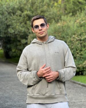 Stas Pekha Instagram - Со Светлым праздником Пасхи!