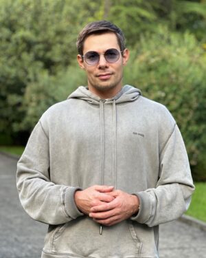 Stas Pekha Instagram - Со Светлым праздником Пасхи!