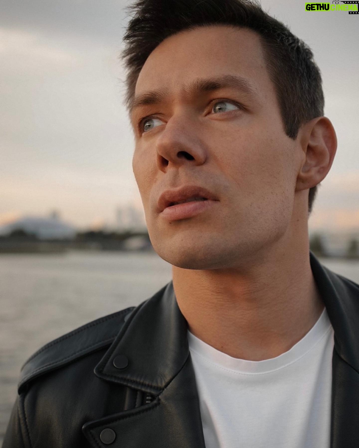 Stas Pekha - 8.7K Likes - 1 день до премьеры песни «до утра»🥁
Для тех кто любит повеселее… 😁😃😜
#премьера #доутра #стаспьеха