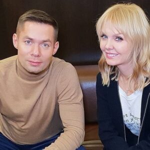 Stas Pekha Instagram - С повинной…
Вчера не успел засвидетельствовать свое почтение и теплое отношение к новорожденной) 
Исправляюсь🦅
Дорогая Лера, все уже лично сказал! 
Оставайся примером для всей женской половины… примером здоровья ментального и физического, силы и скромности, профессионализма и неиссякаемой юности! 
Новых музык, смыслов, поводов для радости… 
С днем рождения🧡 @valeriya