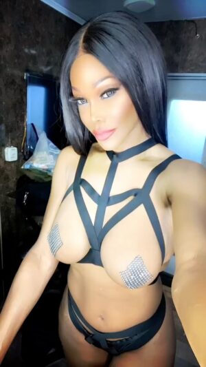 Stasha Sanchez Instagram - If it’s not for you  then leave ,I’m  being a Queen over here 
RoyalQueen ,