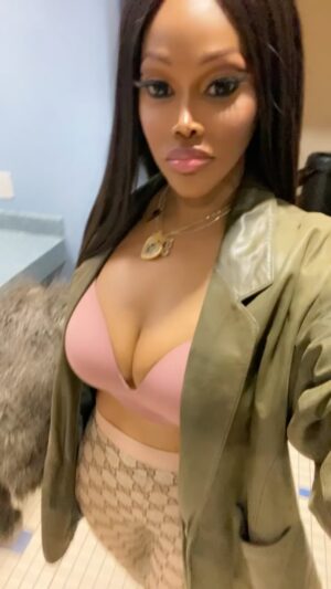 Stasha Sanchez Instagram - Strength comes from prayer ‘ prayer bringing peace ‘peace brings happiness. That’s my (truth, or dare.)
RoyalQueen👑
CoachGirl
Legendary2