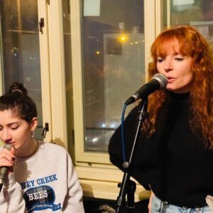 Stef Dawson Instagram - Straight off the plane & into a rehearsal for the soundtrack to Šárka Movie 🎼🎬 Directed by David Polycn & Eric Rodgers. We don’t mess around! First time singing in Czech.. the hardest language I’ve ever sung in but the most hauntingly beautiful song @proxyone #ŠárkaFilm #praha @lizifss