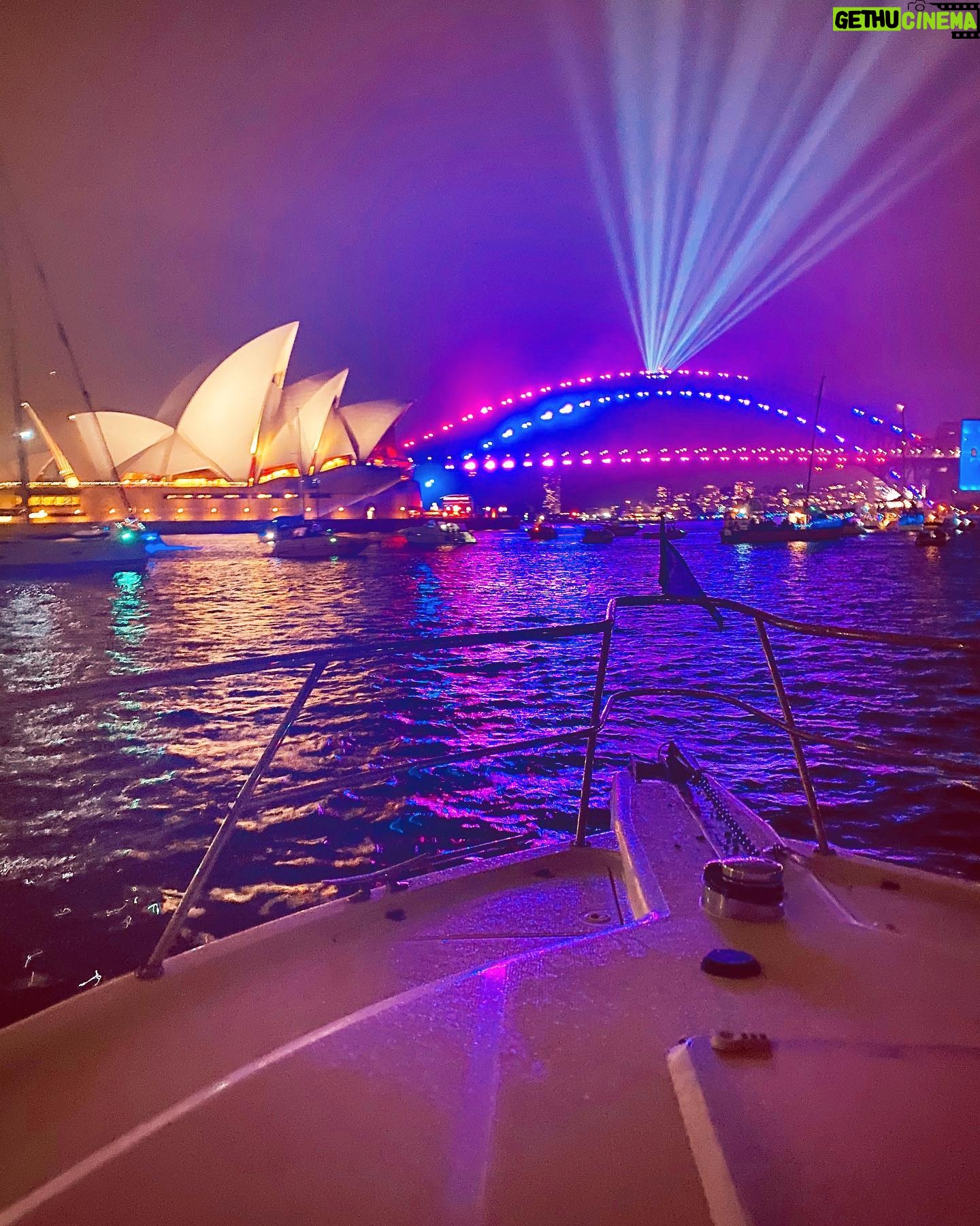 Stef Dawson - 569 Likes - HAPPY NEW YEAR✨✨Last night was one for the books, have always wanted to see the fireworks on the water like this!! So grateful to sail into 2020 this way 🥂✨last year was full of so many hard things but so many beautiful things too. Bring it on 2020!! I’m so excited for you and what a what’s way to start! Lotsa love to you all out there X x x x #2020
