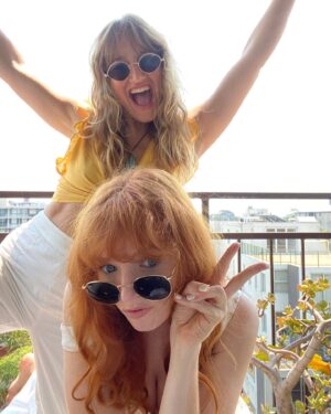 Stef Dawson Instagram - We ready.. #NEWYEARSEVE Bring it 2020✨✨✨