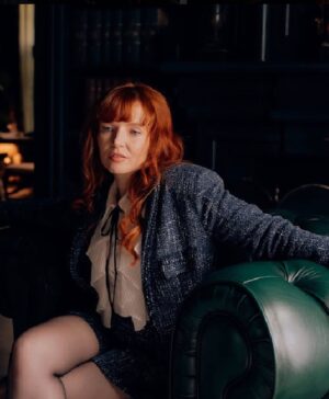 Stef Dawson Instagram - #bts Series Captured by @emily_cullum_ 🎞 On set of “Follow Me” Directed by @sirirodnes Produced by @devindigonno #FollowMe @official_catalyst_studios @bandur.film