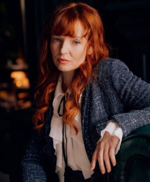 Stef Dawson Instagram - #bts Series Captured by @emily_cullum_ 🎞 On set of “Follow Me” Directed by @sirirodnes Produced by @devindigonno #FollowMe @official_catalyst_studios @bandur.film