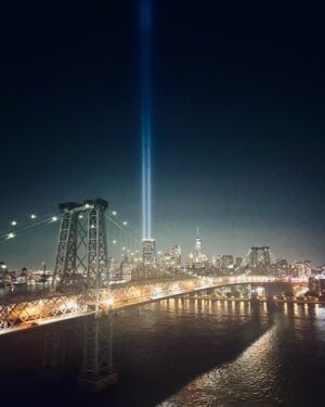 Stef Dawson Instagram - #911 🖤 beams to heaven.
We will never forget those that were lost. In the darkest times there was also great kindness, people banding together in beautiful, resilient NY. #neverforget