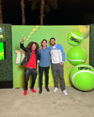 Stefan Gordy Instagram - Shoutout to my guy @redfoo for welcoming me to join his family at week one of Indian Wells 🌴🎾 Foo is one of the kindest and hard working dudes I’ve ever met, always giving great advice and motivating those around him. I appreciate you and your friendship mate 💯😊

🏷️ 
#tennis #tennislife #tenniscoach #redfoo #indianwells #tennisparadise #tennisplayer #lmfao #partyrockers