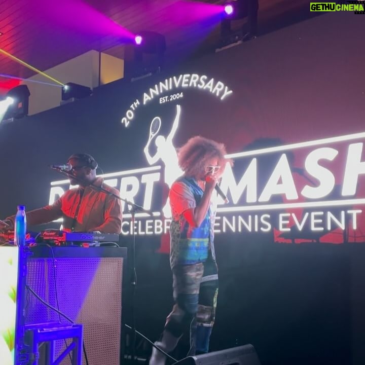 Stefan Gordy - 1.4K Likes - Shoutout to my guy @redfoo for welcoming me to join his family at week one of Indian Wells 🌴🎾 Foo is one of the kindest and hard working dudes I’ve ever met, always giving great advice and motivating those around him. I appreciate you and your friendship mate 💯😊
🏷️
#tennis #tennislife #tenniscoach #redfoo #indianwells #tennisparadise #tennisplayer #lmfao #partyrockers