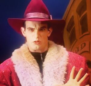 Stefán Karl Stefánsson Instagram - A very long time ago. Gianni Glæpur ì Latabæ #Robbie #robbierotten #LazyTown #Latabæ #theatre #Iceland #musical #costumes #costume #disguise #lazytownfans