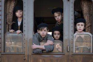 Stefano Accorsi Instagram - Rinunciare a tutto, persino all’amore di una madre, per scoprire il proprio destino. Dal bestseller di Viola Ardone, il film Il treno dei bambini con Barbara Ronchi, Serena Rossi, Stefano Accorsi e regia di Cristina Comencini, è in arrivo prossimamente su Netflix.

📸 @annacamerlingofoto