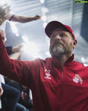 Steffen Baumgart Instagram - Danke für einfach alles, Coach! 🥺❤️
___
#effzeh #baumgart