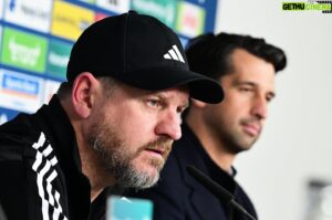 Steffen Baumgart Instagram - moin @hsv 

📸 @witters_sportfotografie