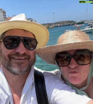 Steffen Baumgart Instagram - 🍷🐙🇬🇷🍝🍴🏊‍♂️🇩🇪🎶👴🏼🇬🇧