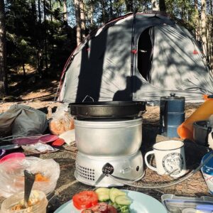 Steinar Sagen Instagram - God tur! Veldig god tur! Nå er det bare å komme seg tilbake til byen å få opp blodtrykket igjen… 

@helleknives 
@nortent_of_norway 
@reviroslo 
@naturkompaniet.no 
@radium_instruments_norge
