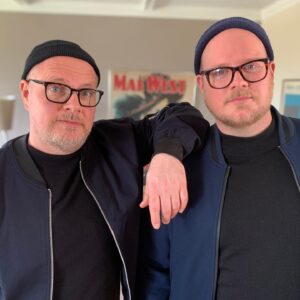 Steinar Sagen Instagram - Tusen takk for at du så på Side om Side! Tommy takker for seg. 😘❤️ #sideomside #nrkhumor #nrk @nrkhumor
